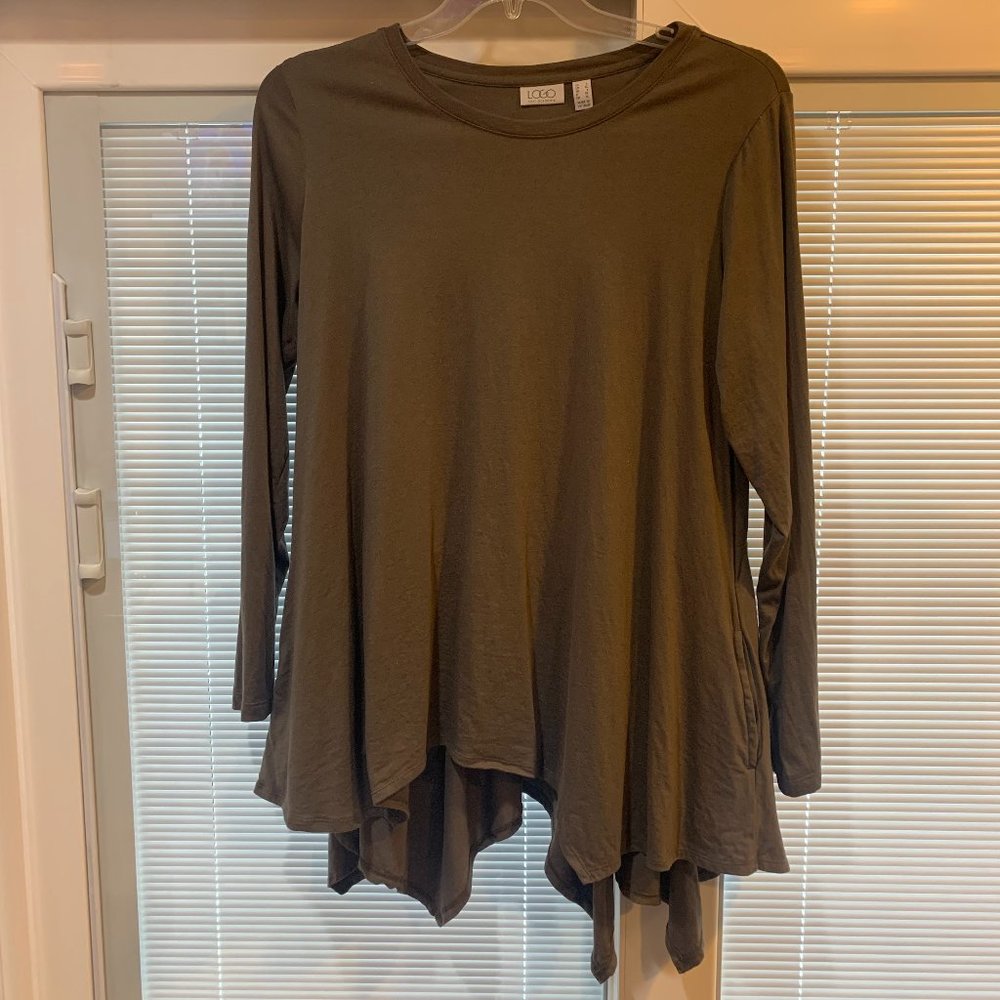 NWOT Logo Lori Goldstein Long Sleeve Dark Camo Green (Almost Brown) Shirt Sz Lg